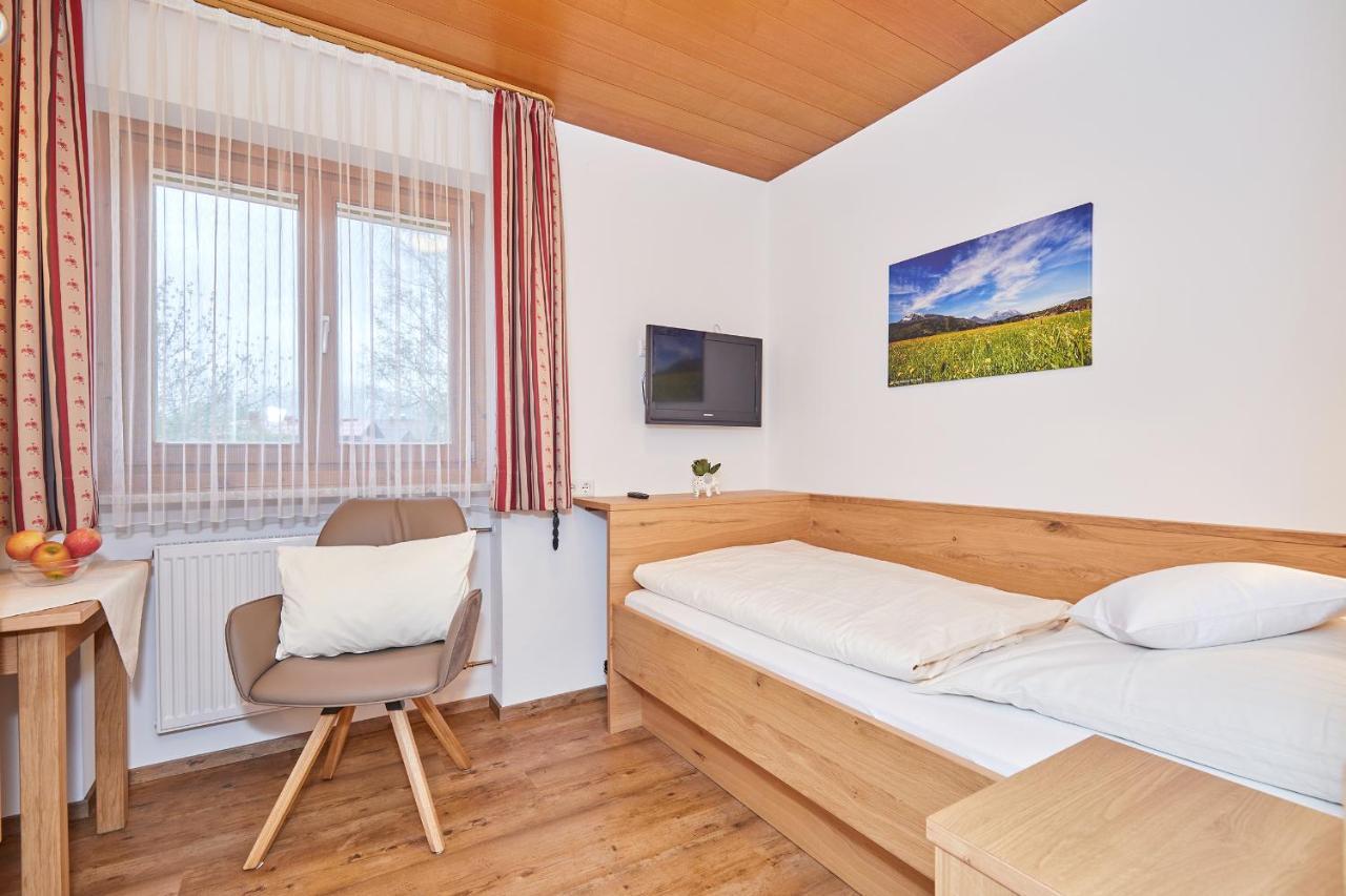 Gaestehaus Flora Maison d'hôtes 3*